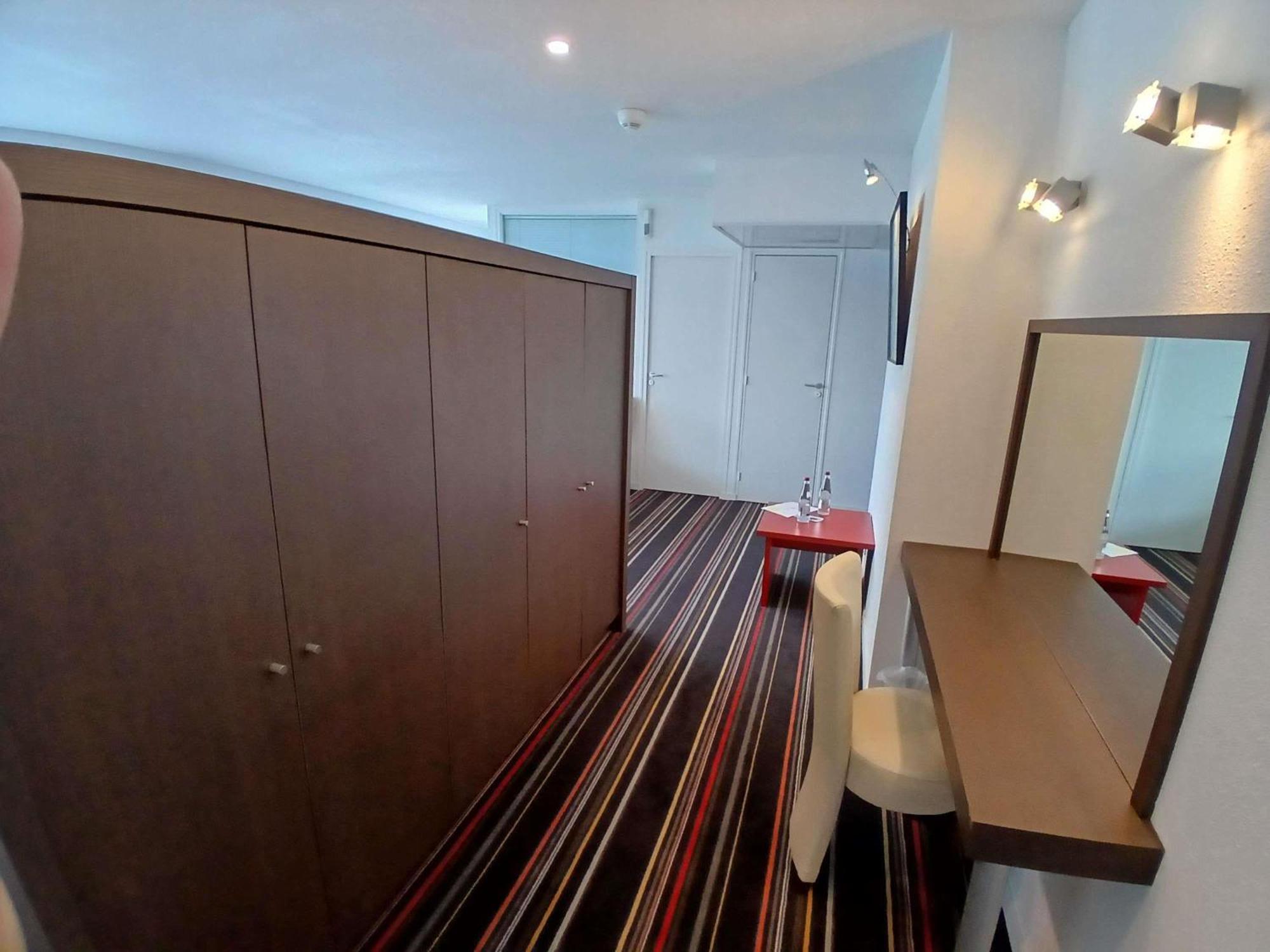 Ibis Styles Segre Hotel Ngoại thất bức ảnh